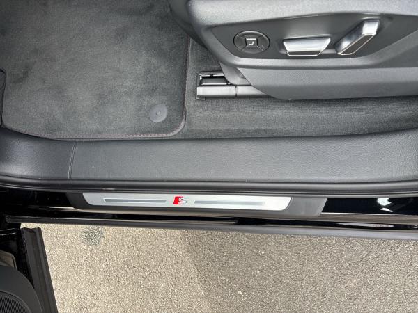 Audi Q7 S line business TFSIe quattro 290kW tiptronic Sonderkonditionen*