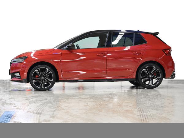 Skoda Fabia 130 177PS CAM KEYLESS NAVI LM18