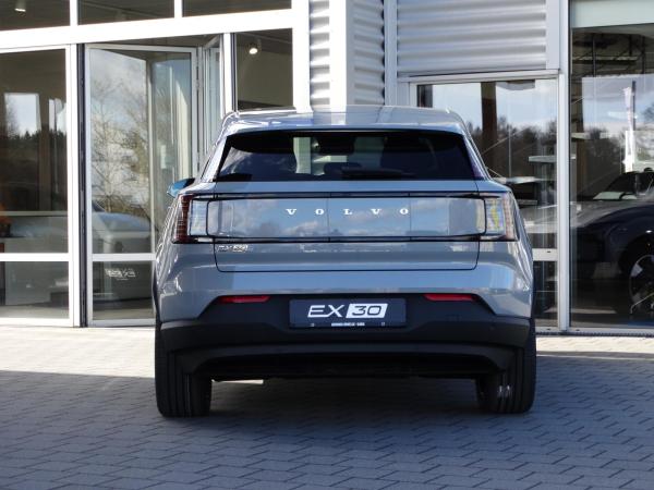 Volvo EX30 Single Motor Extended Range Plus