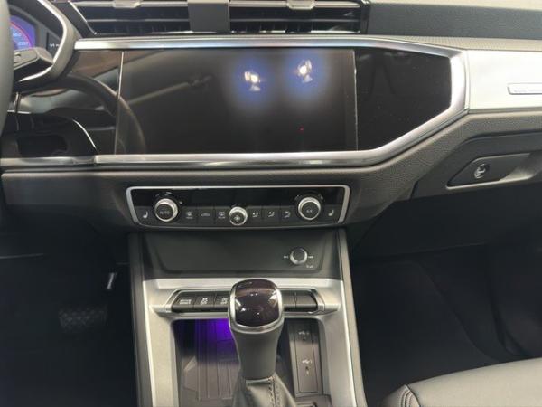 Audi Q3 Sportback 35 TDI S line *LEDER*SH*AHK*OPTIK* LED Navi SoundSys