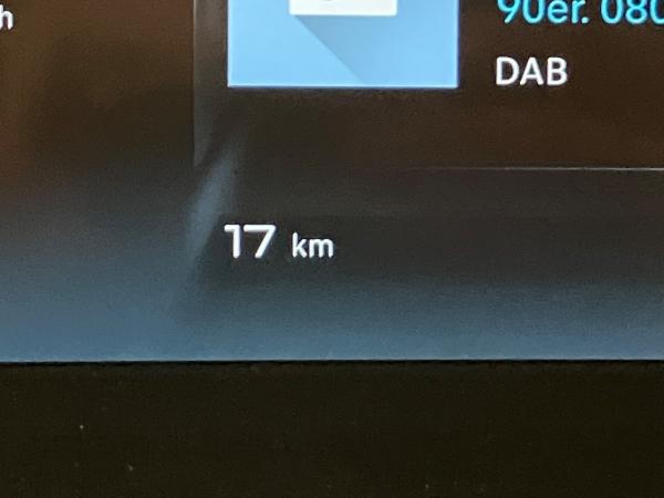 Citroën SpaceTourer Spacetourer 2.2 Diesel 180 Plus M AHK+LED+Navi