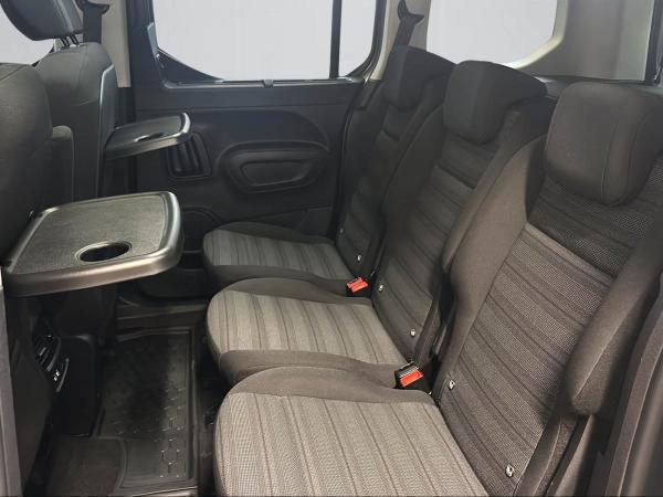 Opel Combo Life Electric inkl. Navi, Kamera, Panoramadach & Sitzheizung