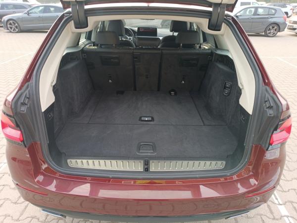 BMW 530 xDrive/*Haustürlieferung*Sofort Verfügbar*Anhängerkupplung*Innovationspaket*Business-Paket