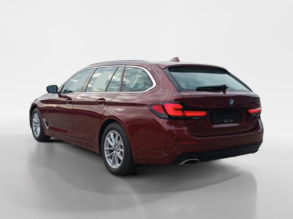 BMW 530 xDrive/*Haustürlieferung*Sofort Verfügbar*Anhängerkupplung*Innovationspaket*Business-Paket