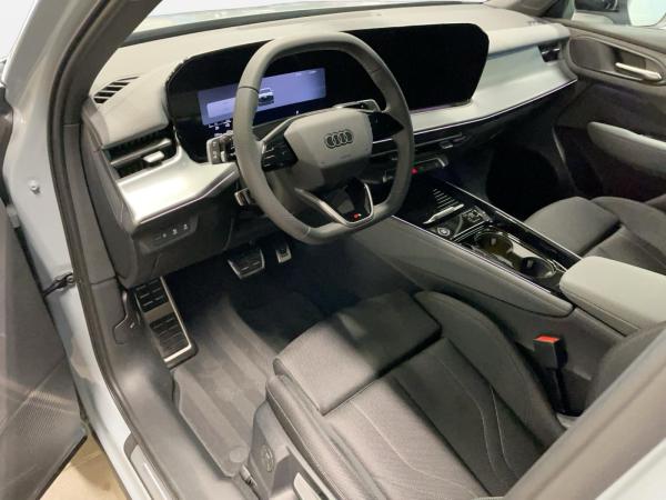 Audi Q3 Sportback e-hybrid S tronic ACC AHK LM