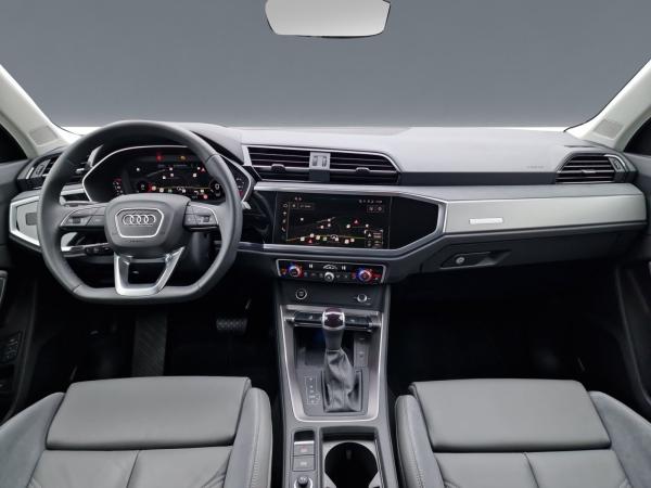 Audi Q3 35 TFSI S line NAVI+ MATRIX AHK 19  ACC