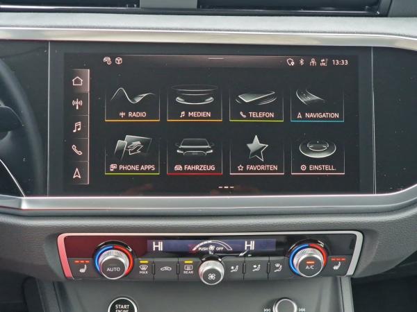 Audi Q3 35 TFSI S line NAVI+ MATRIX AHK 19  ACC