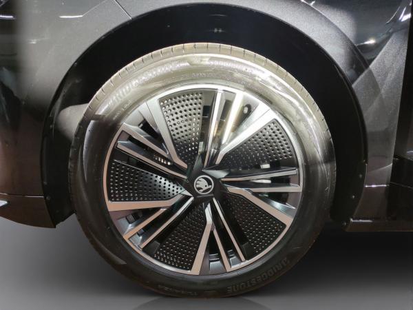 Skoda ENYAQ Enyaq 85 DSG Wärmepumpe AHK LED NAVI ACC