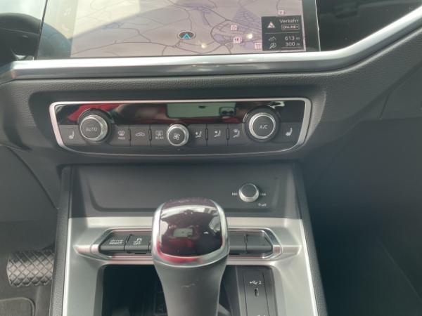 Audi Q3 Sportback S line 40 TFSI quattro StandHzg Kamera AHK Navi SHZ