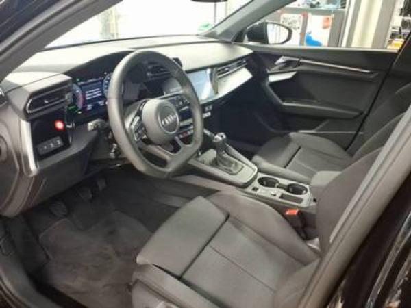 Audi A3 Sportback 30TFSI NAVI LED AHK ACC RFK SHZ VC// sofort verfügbar!!