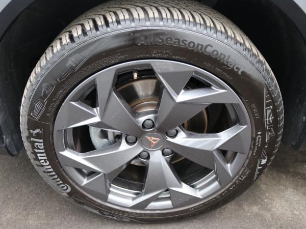 Cupra Formentor 2.0TDI DSG / Navi, 360°, FullLink, LED