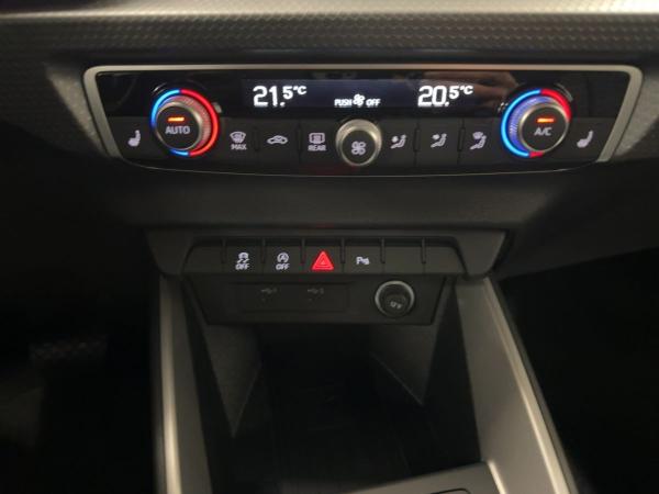 Audi A1 Sportback 25 TFSI advanced S tronic LED/ACC