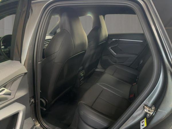 Audi A3 Sportback 2x S-line*AHK*LED*Navi*Kamera*ACC*Ambientelicht