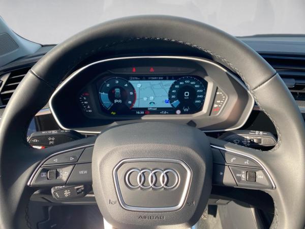 Audi Q3 40 TDI quattro S-tronic LED Navi ACC RFK PDC SHZ