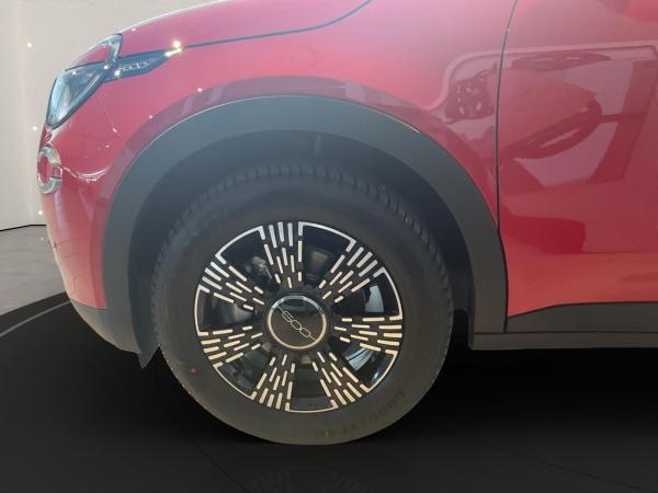 Fiat 600 Hybrid 🔥sofort verfügbar🔥Business Edt. Autom. Navi Sitzheizung Allwetterreifen 🔥