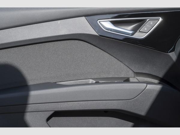 Audi Q4 e-tron 45 advanced quattro LED|NaviPlus|Kamera|Augm-Real-HUD