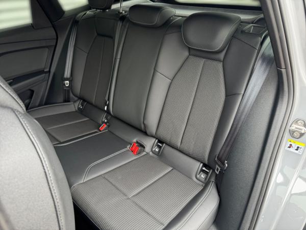 Audi Q4 e-tron Sportback 45 quattro *WINTERRÄDER*S line AHK HUD