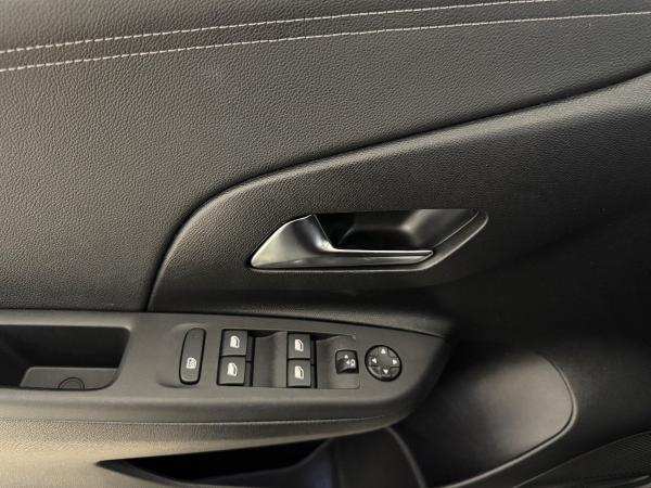 Opel Corsa F e Elegance LED+SHZ+Kam.+LM