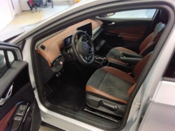 Volkswagen ID.4 Pro AHK Pano Winterräder AreaView HuD