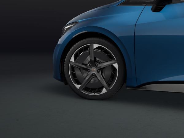 Cupra Born Edition Dynamic 79KWH Wärmepumpe Sennheiser Head-up-Display Kamera