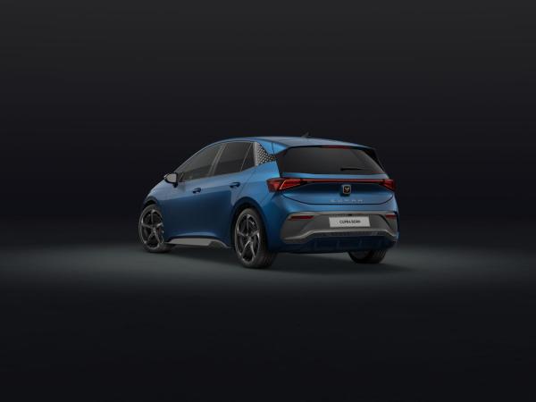 Cupra Born Edition Dynamic 79KWH Wärmepumpe Sennheiser Head-up-Display Kamera