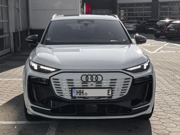 Audi Q6 e-tron performance S line Pano LED Plus