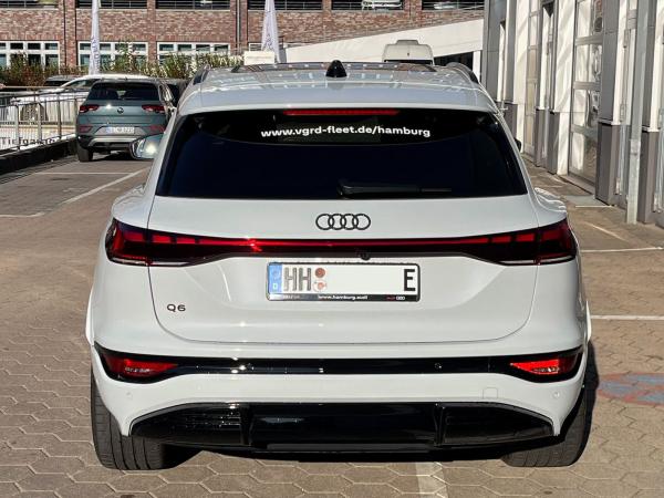 Audi Q6 e-tron performance S line Pano LED Plus