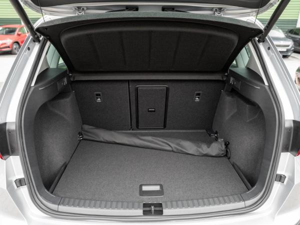 Seat Ateca 1.5 TSI Road Edition DSG Ganzj, AHK, sofort verfügbar!