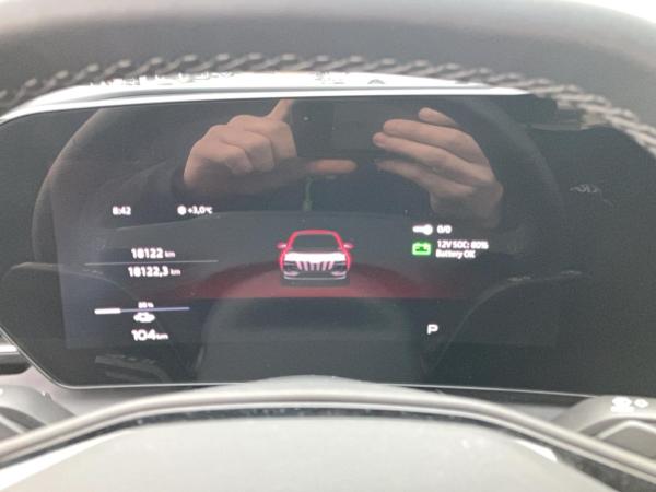 Audi Q6 e-tron Q6 SUV e-tron performance HUD 21 PANO AHK Keyles