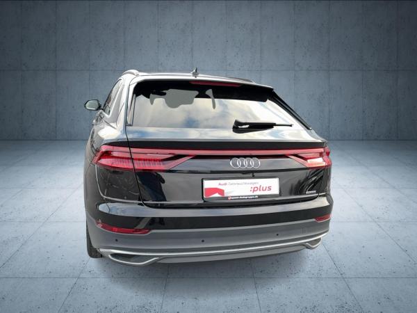 Audi Q8 SUV 55 TFSI qu. tiptr. Luft 20 FLA 360 ACC