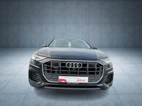 Audi Q8 SUV 55 TFSI qu. tiptr. Luft 20 FLA 360 ACC