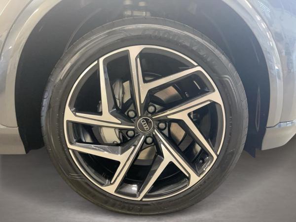 Audi e-tron Q6 Sportback S line businessperformance