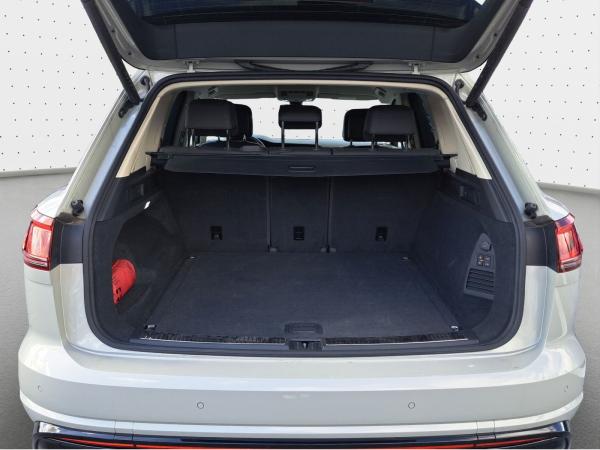 Volkswagen Touareg 3.0 TDI R-Line*4M*Stand*Leder*Air*AHK