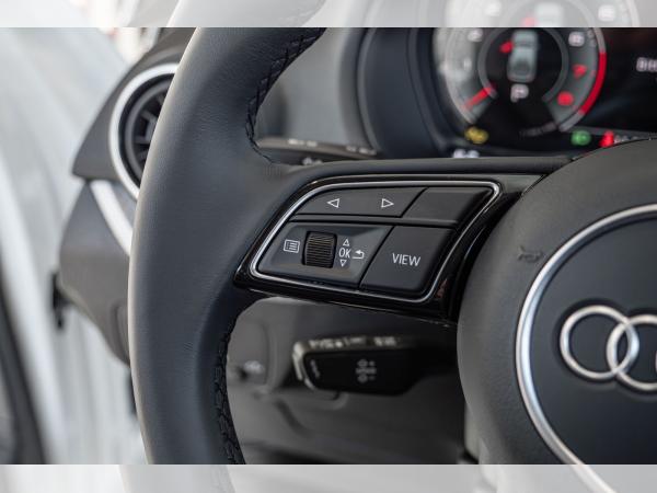 Audi Q2 35 TFSI S tronic Sitzhzg CarPlay Tempomat