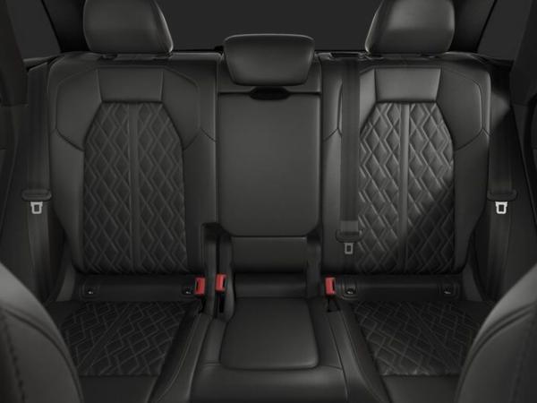 Audi Q5 SUV e-hybrid qu. S tr. 21 Luft PANO AHK HUD