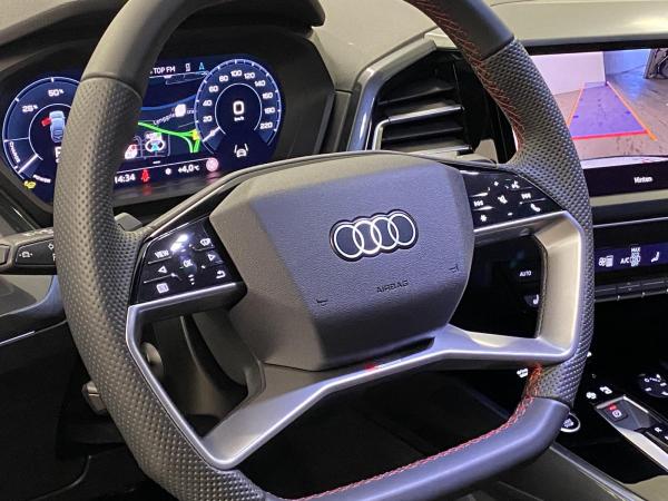 Audi Q4 e-tron Sportback 45 quattro S line - kurzfristig verfügbar !