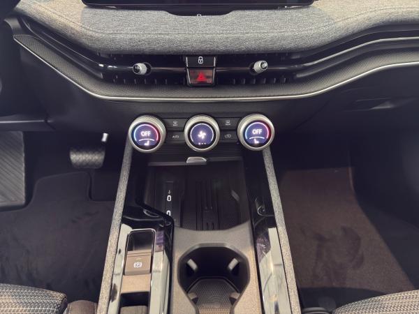 Skoda Superb Combi (NZ5)