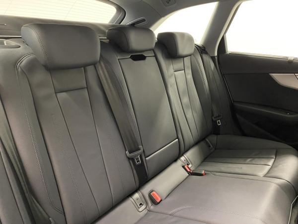 Audi A4 Avant 45 TFSI quattro S line - kurzfristig verfügbar !