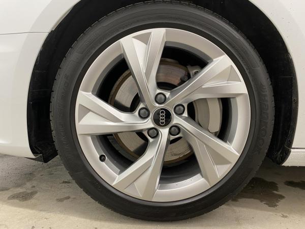 Audi A4 Avant 45 TFSI quattro S line - kurzfristig verfügbar !