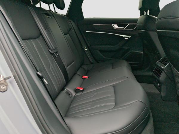 Audi RS6 Avant 5JGAR MATRIX StHzg HUD AHK Virtual