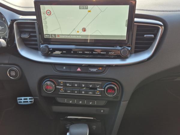 Kia Ceed SW 1.5T DCT7 GT-Line | TECH | el. HECKKLAPPE |