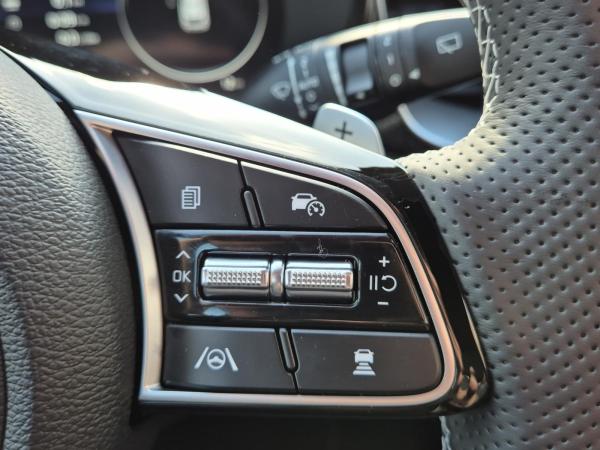 Kia Ceed SW 1.5T DCT7 GT-Line | TECH | el. HECKKLAPPE |