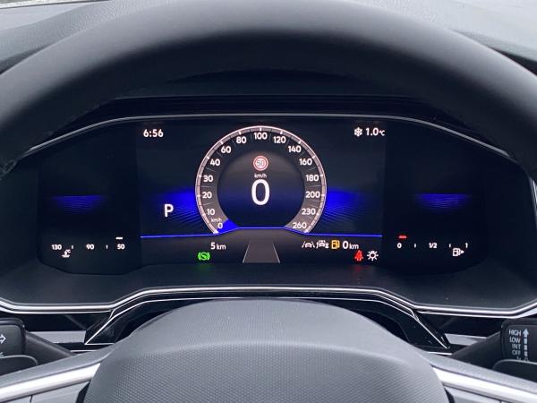 Volkswagen Taigo 1.5 TSI DSG R-Line MATRIX AHK RFK ACC CarPlay