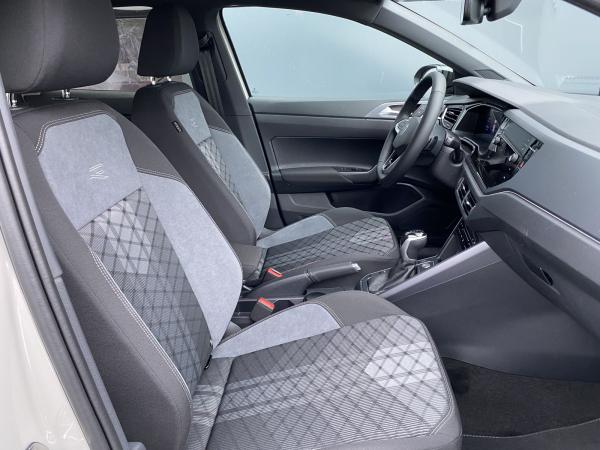 Volkswagen Taigo 1.5 TSI DSG R-Line MATRIX AHK RFK ACC CarPlay