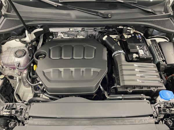 Audi Q3 45 TFSI quattro S line business - kurzfristig verfügbar !