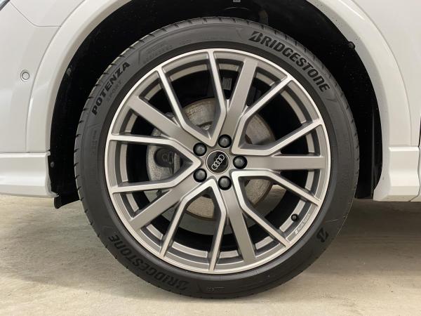 Audi Q3 45 TFSI quattro S line business - kurzfristig verfügbar !