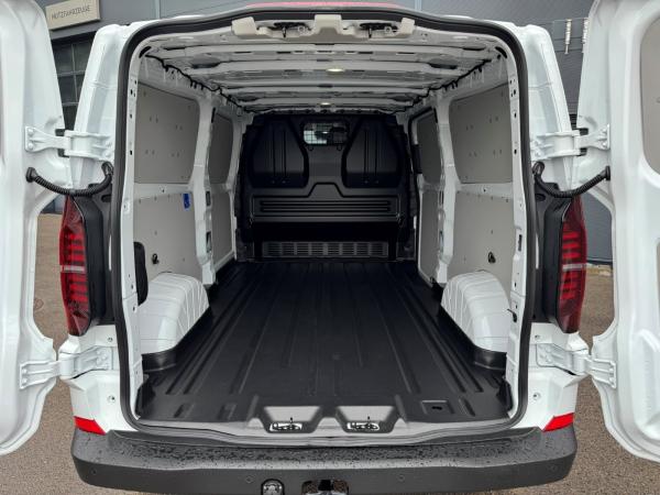 Volkswagen Transporter Kasten 2.0 TDI Aut. LR LED 5-J-GAR AHK KAMERA KLIMA PDC GRA