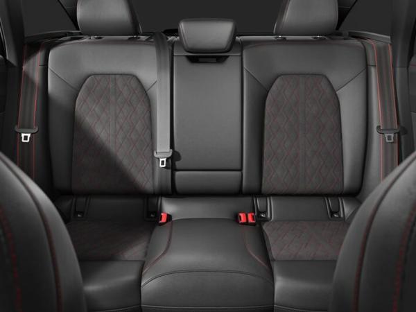 Audi A6 Avant edition one e-hybrid qu S tr. Luft PANO