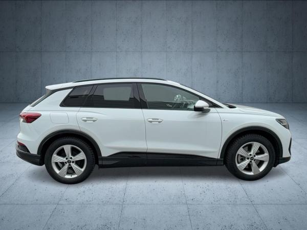 Audi Q4 e-tron 55 qu. Matrix PANO AHK 21 ACC 360
