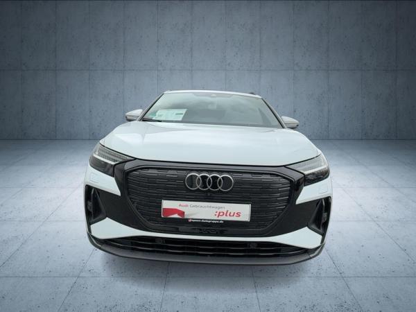 Audi Q4 e-tron 55 qu. Matrix PANO AHK 21 ACC 360